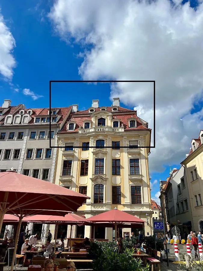 Luxus Suite Mit Einmaligem Blick Auf Die Frauenkirche Dresden